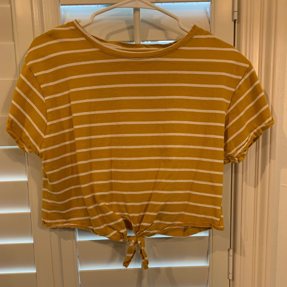 STRIPED CROPPED SHIRT